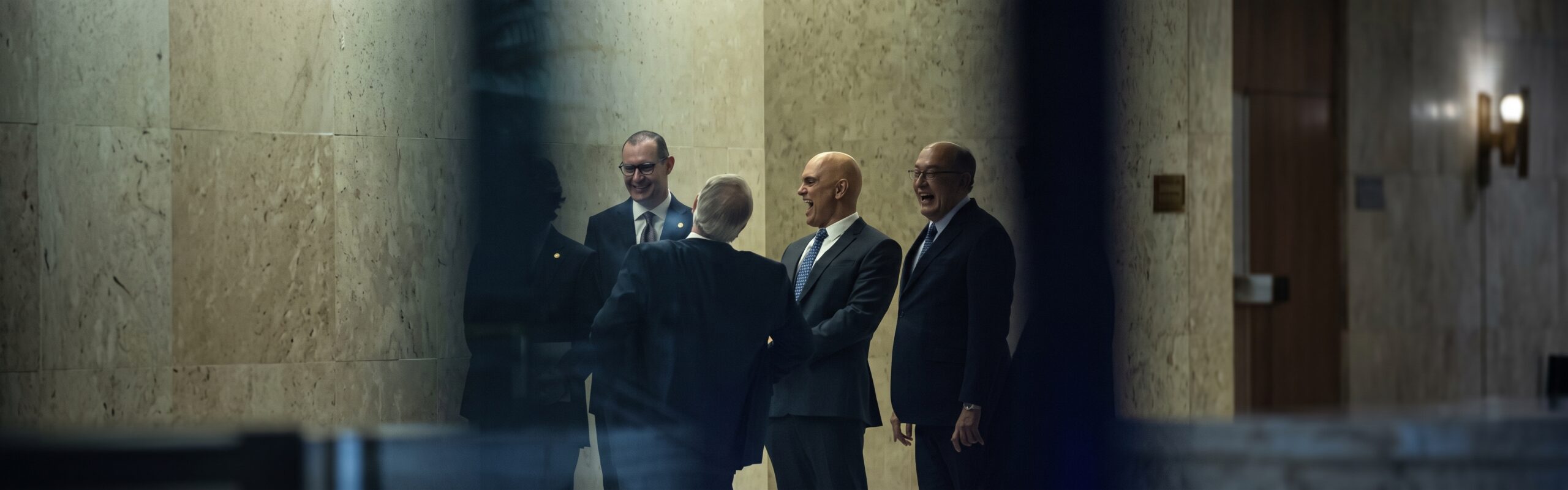 A Gargalhada da Impunidade: O Escárnio do STF Diante da Crise – EDITORIAL