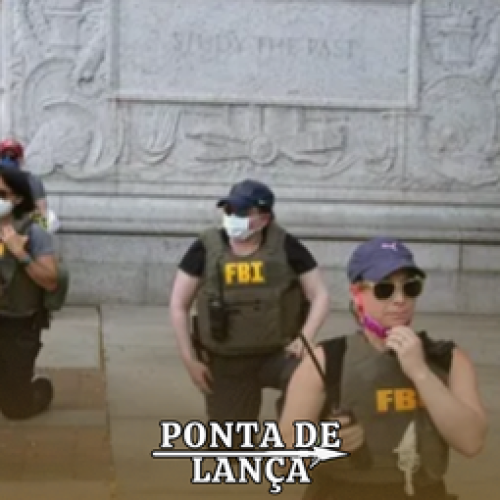 FBI demite agentes que se ajoelharam durante protesto do BLACK LIVES MATTER.