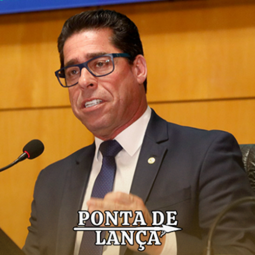 Deputados cobram punição e prevenção ao terrorismo de facções no país.