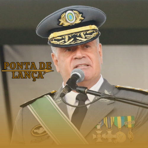 Alexandre de Moraes chama ex-comandante de mentiroso.