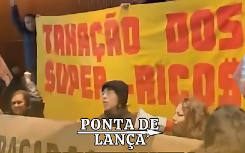 Militantes do MTST invadiram a sede do Itaú BBA. (Vídeo)