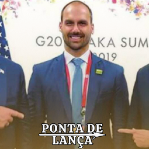 Donald Trump determina visto permanente para Eduardo Bolsonaro e sua família.