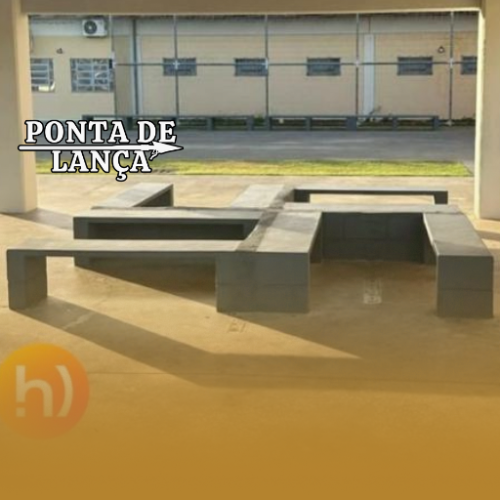 A Navalha de Hanlon.